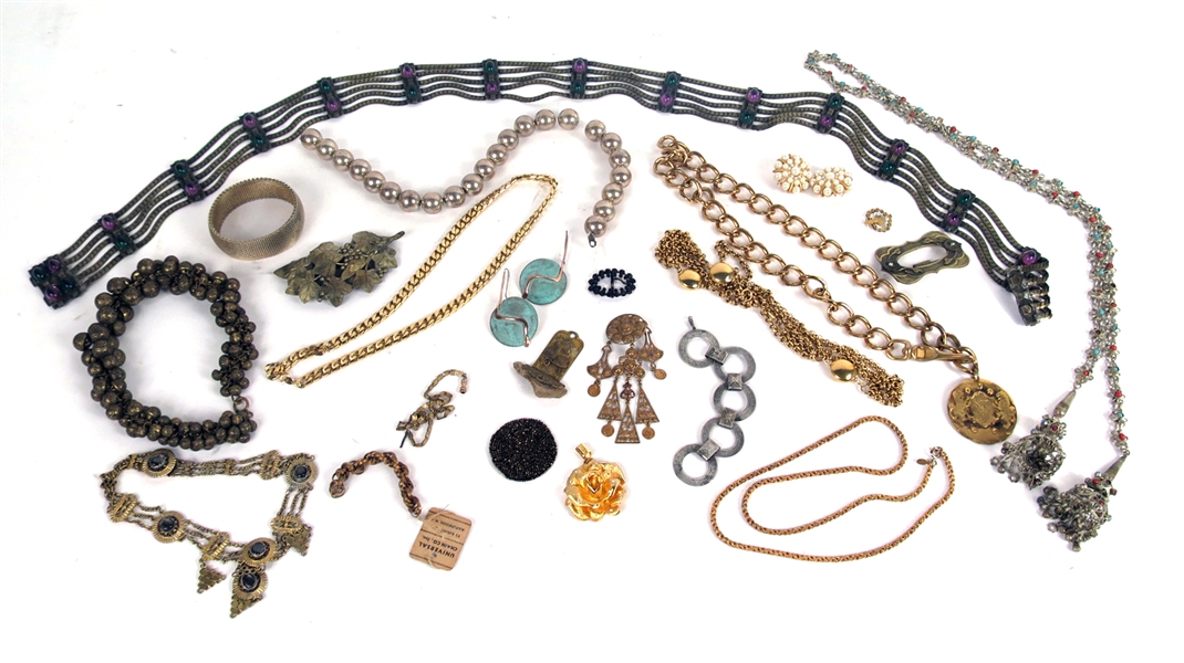 Large Group Metal Jewelry Items