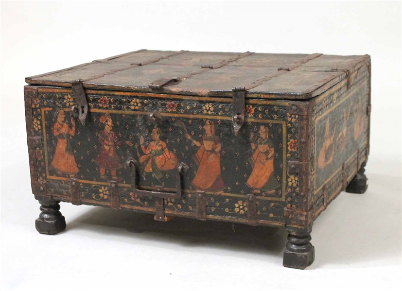 Indian Painted Lift Top Diminutive Trunk