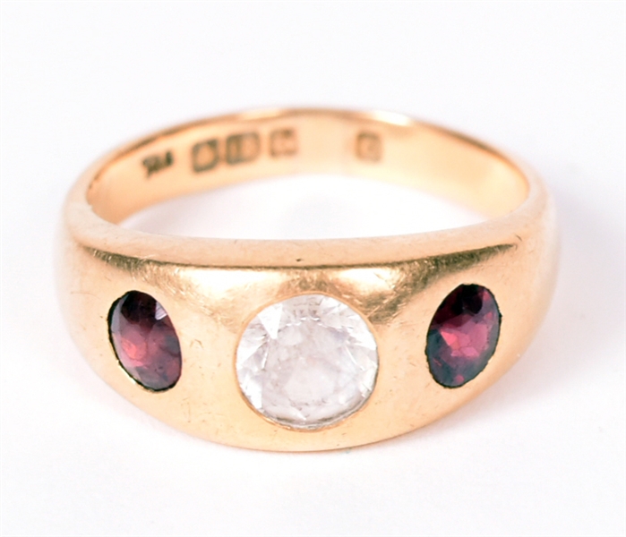 18K Yellow Gold Red & Colorless Hardstone Ring