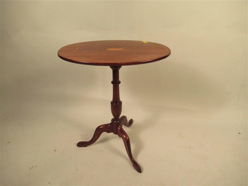 Mahogany Oval Top Tea Table with Pencil Inlay