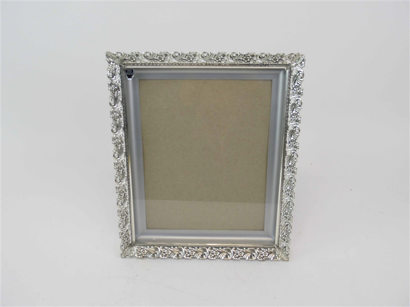Pierced Floral and Foliate Picture Frame