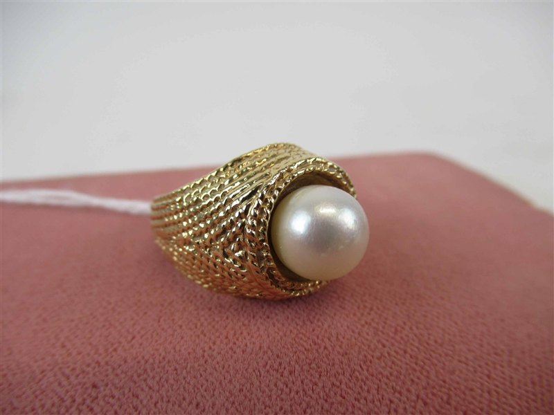 14K Yellow Gold Pearl Ring