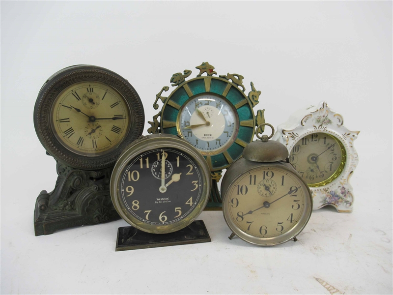 William L. Gilbert Clock Co Shelf Clock
