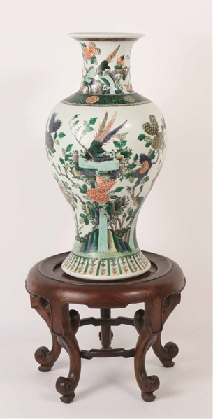 Chinese Famille Verte Baluster-Form Vase