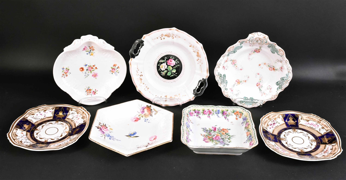 Seven Assorted Porcelain Dishes