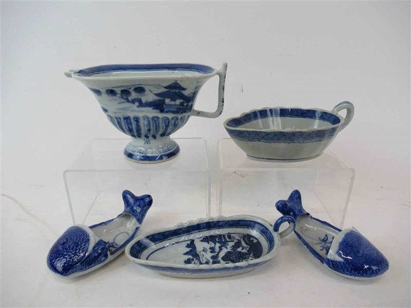 Two Chinese Export Canton Gravy Boats