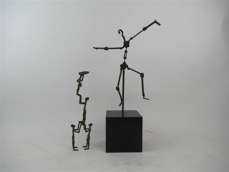 Armature Articuler Modern Metal Sculpture