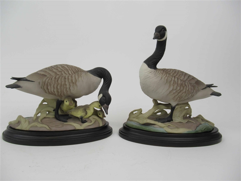 Boehm Porcelain Pair of Canadian Geese on Stands