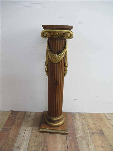 Giltwood Carved Column Form  Pedestal 