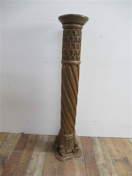 Giltwood Carved Spiral Form Pedestal 