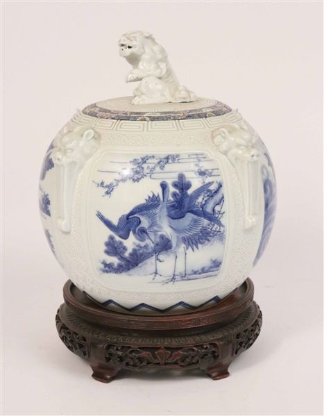 Blue and White Porcelain Covered Jar