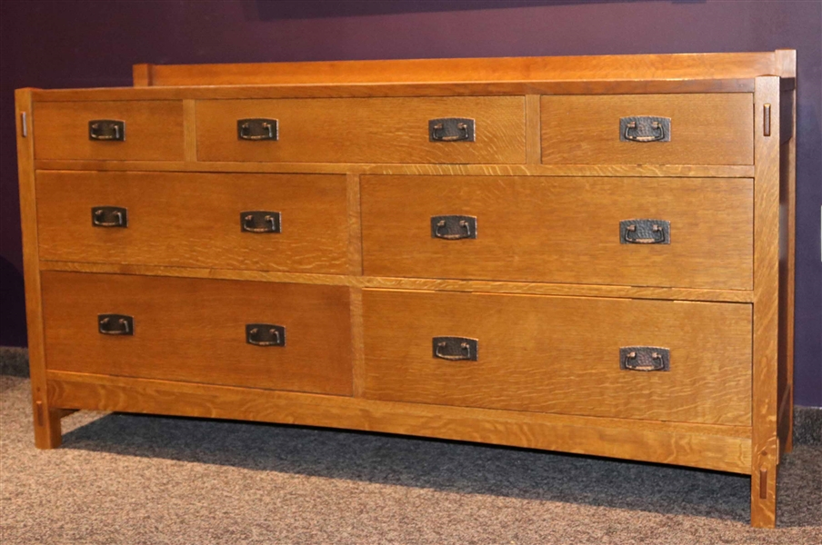 Stickley Arts & Crafts Oak Seven Drawer Dresser
