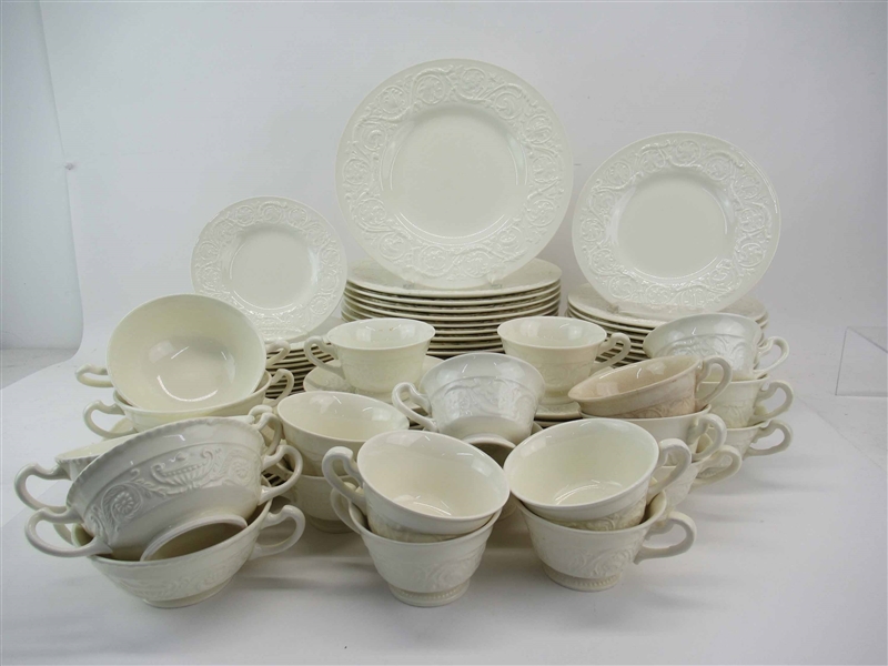 Wedgwood Patrician Dinner Service 