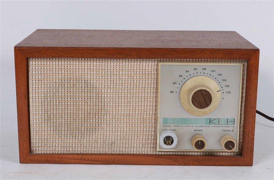 Tivoli Audio Model Twenty-One Radio