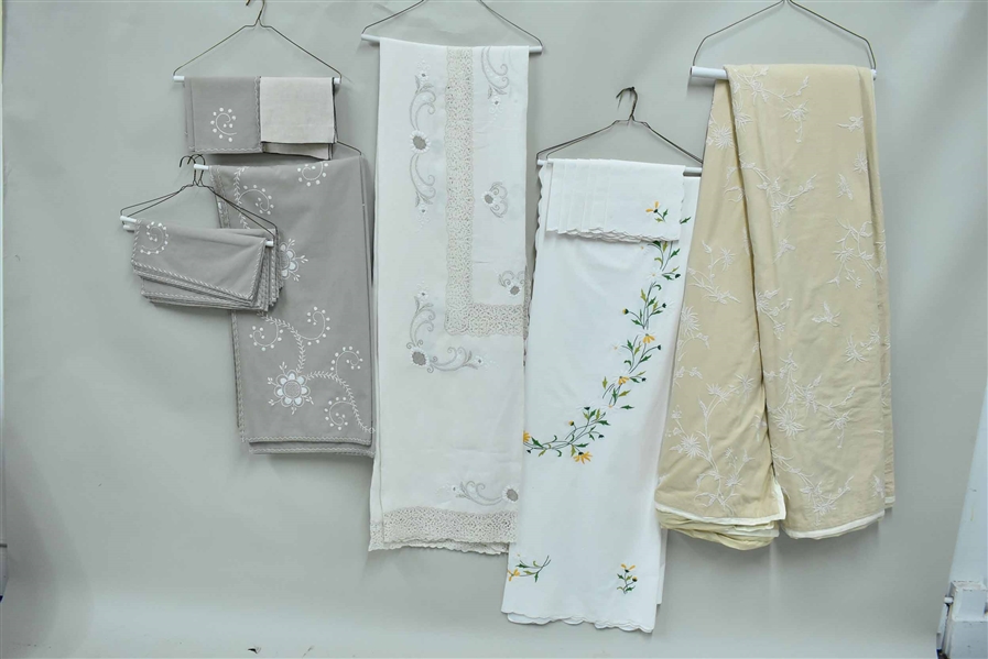 Group of Assorted Embroidered Linens 