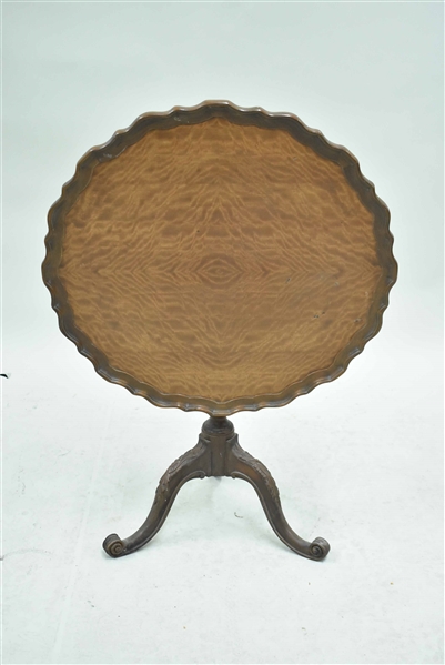 Mahogany Pie Crust Top Occasional Table