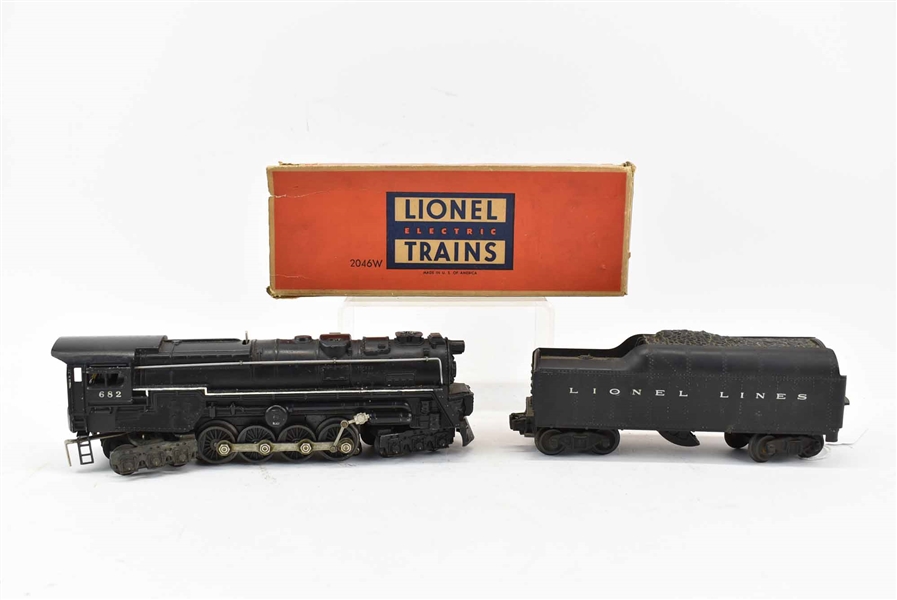 Lionel 682 Locomotive and 2046 Tender O Gauge.