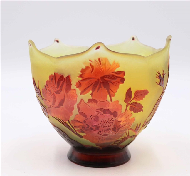 Galle Cameo Glass Footed Bowl