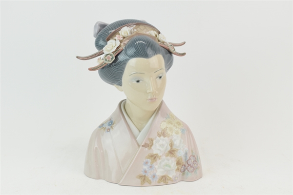 Lladro Bust of Floral Geisha Lady of the East 