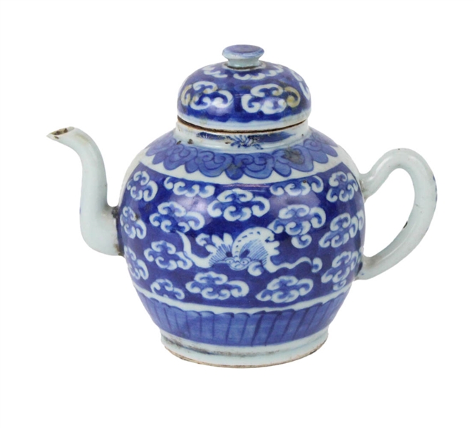 Chinese Export Blue and White Teapot