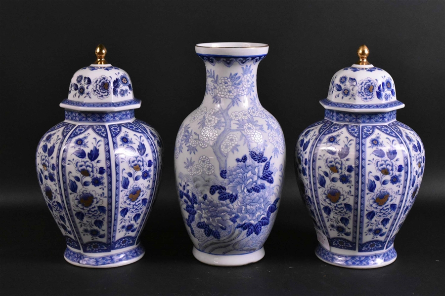 Pair of Blue and White Porcelain Ginger Jars