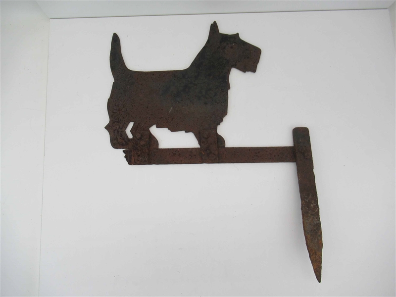 Iron Scottie Dog Lawn Ornament 