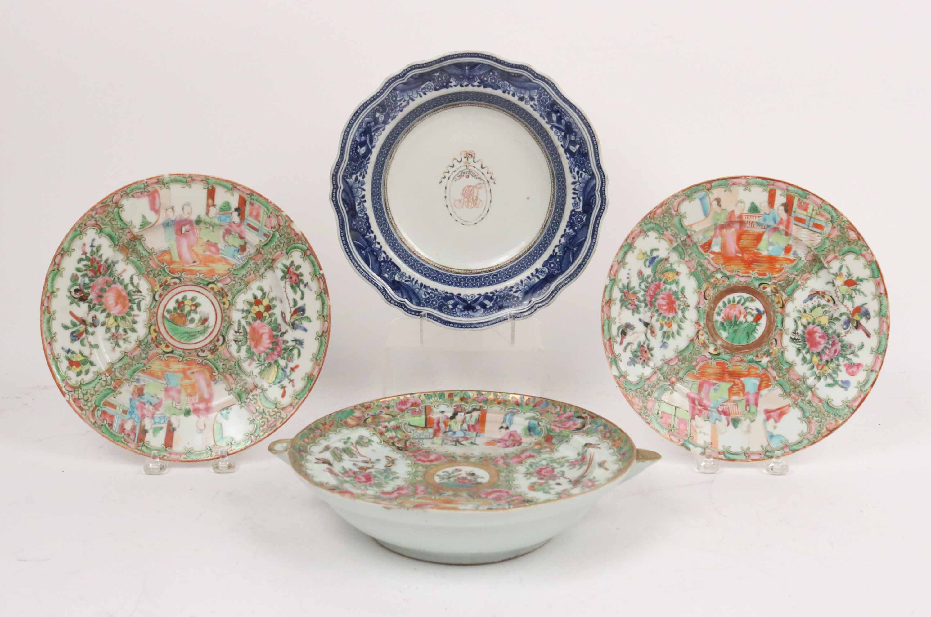 Lot Detail - Chinese Rose Medallion Porcelain Hot Plate