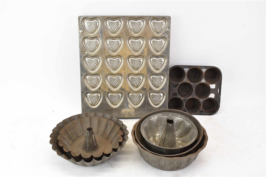Antique Chocolate Candy Heart Mold Pan
