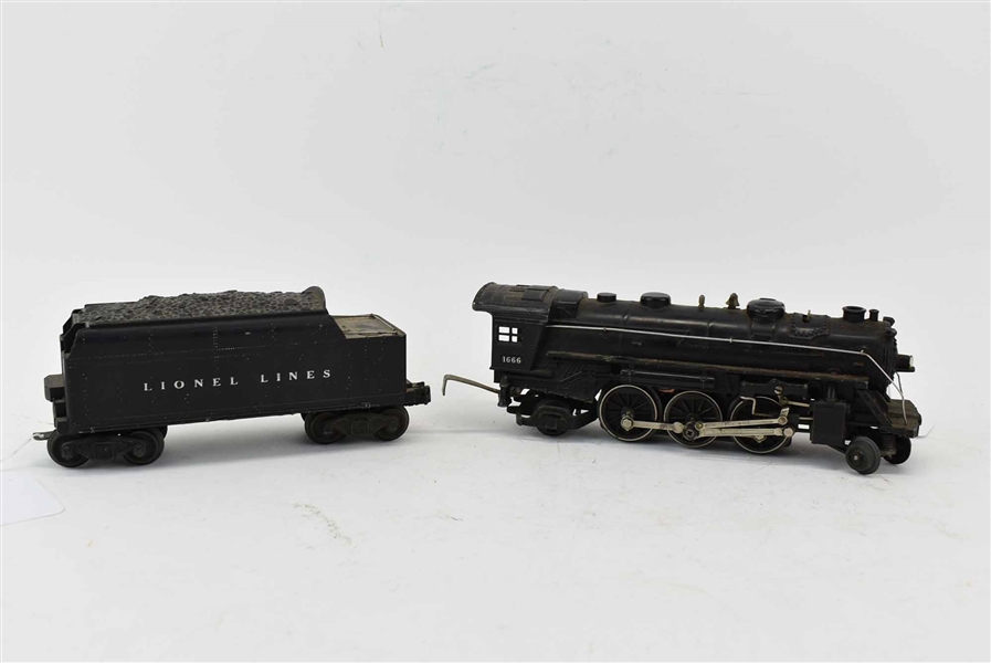 Lionel 1666 Locomotive and 2406 WX Tender O Gauge