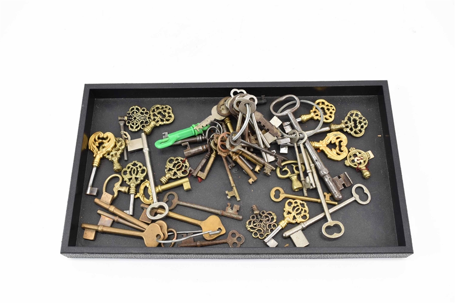 Group of Assorted Skeleton Keys