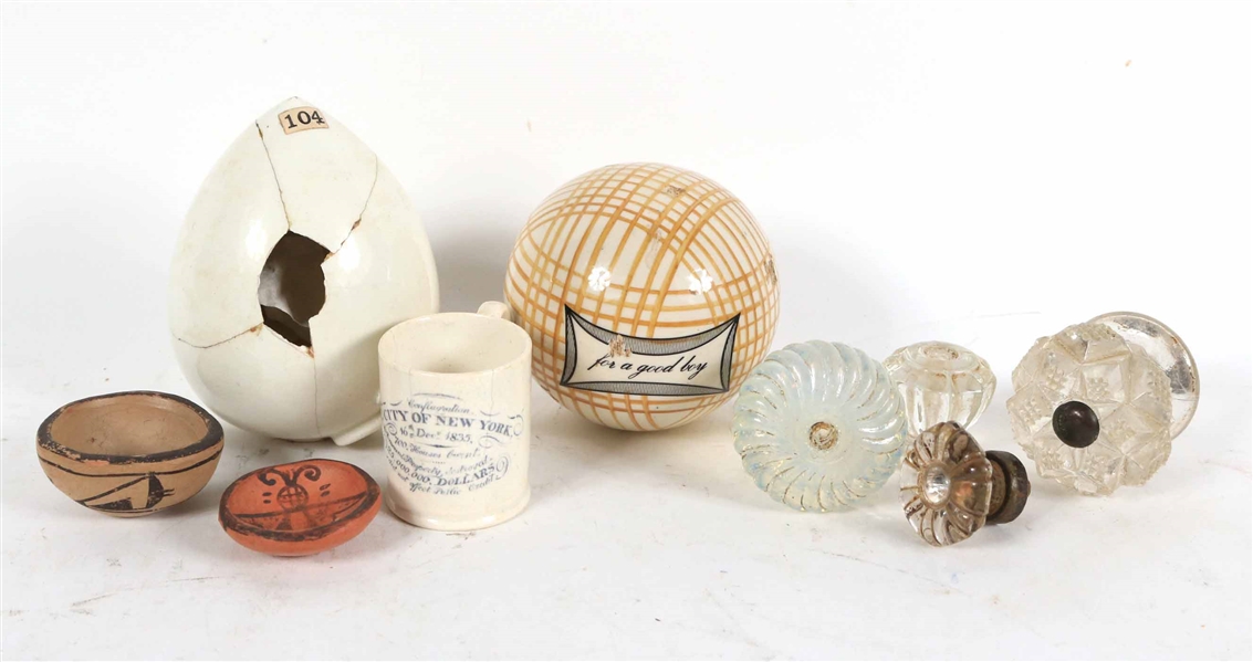 Assorted Porcelain and Glass Objects
