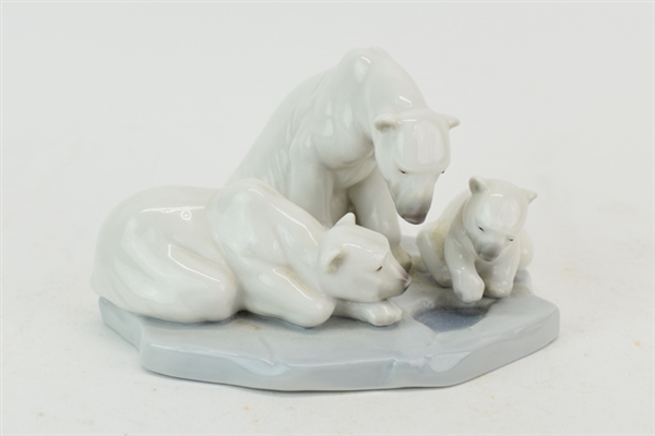 Lladro Mini Polar Bear Family Figurine