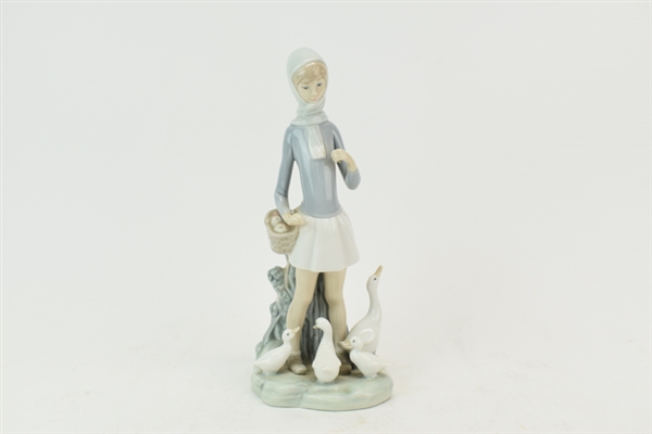 Lladro Girl Collecting Eggs with Geese