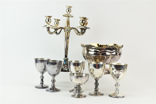 Group of Silverplate Table Articles