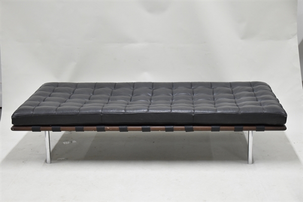 Mid Century Modern Style Daybed Chaise Lounge