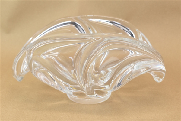 Vannes France Crystal Glass Centerpiece Bowl