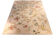 Contemporary Floral Decorated Rug