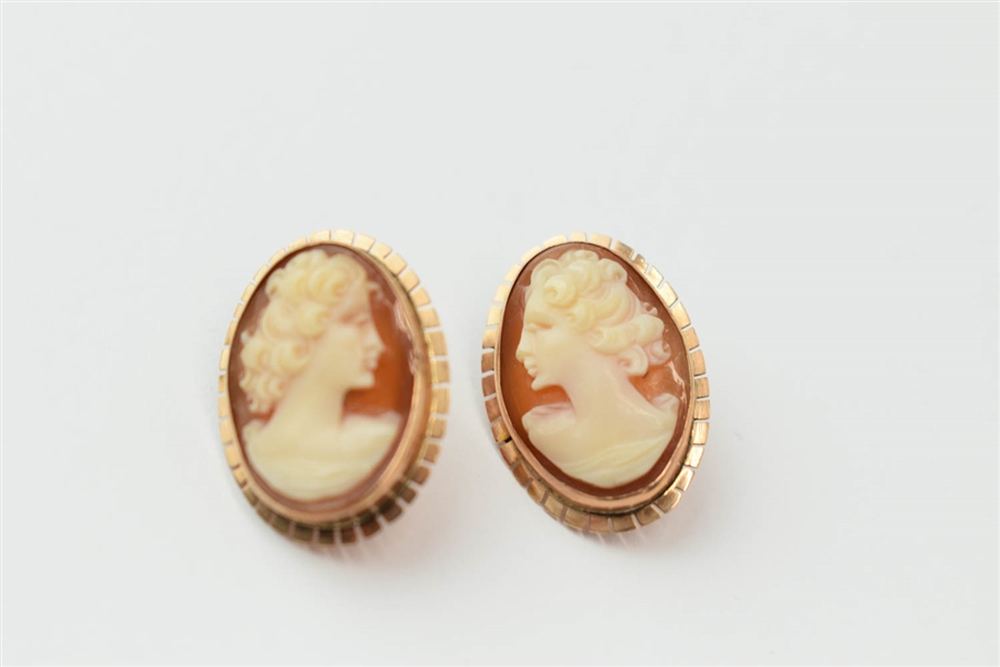 Pair of Cameo Earclips Mounted in 14K Rose Gold