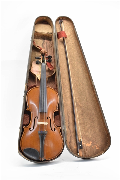 Vintage Antonius Stradiuarius Violin