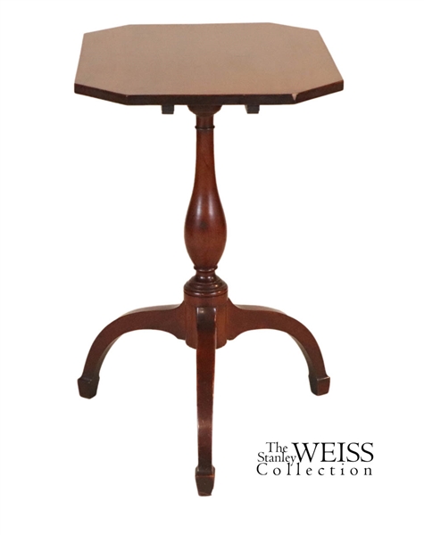 Federal Mahogany Tilt-Top Table with Spider Legs